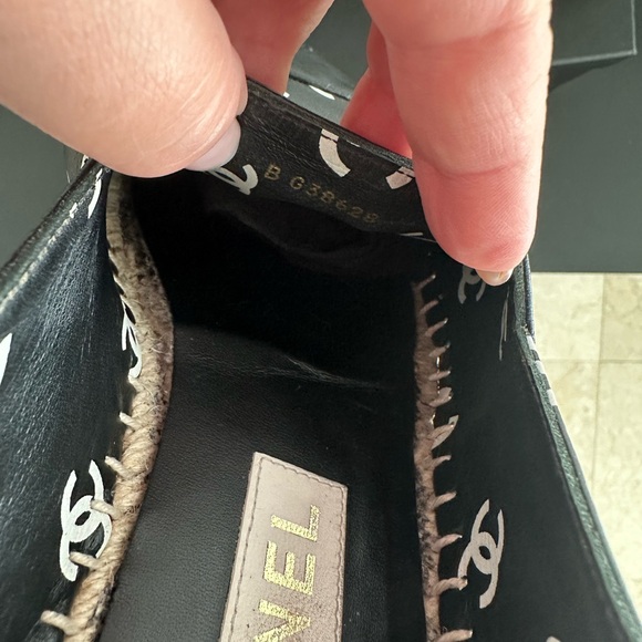 Chanel Black X White Leather CC All Over Icon Espadrilles - Picture 5 of 9